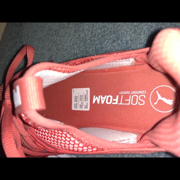 PUMA - Picture 5 of 7